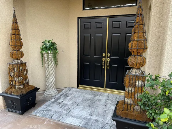 122 E Kavenish Dr, Rancho Mirage, CA 92270