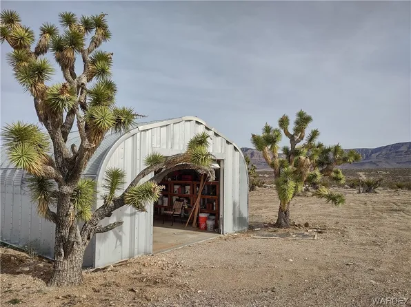 1055 W Glenwood Rd, Meadview, AZ 86444