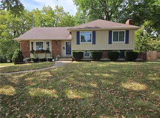 8400 Willow Way, Raytown, MO 64138