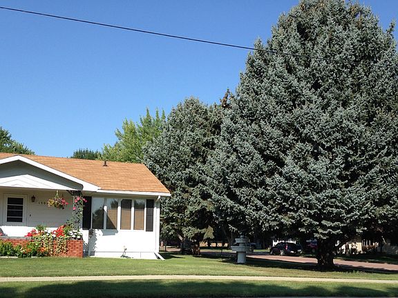 Corner lot view
