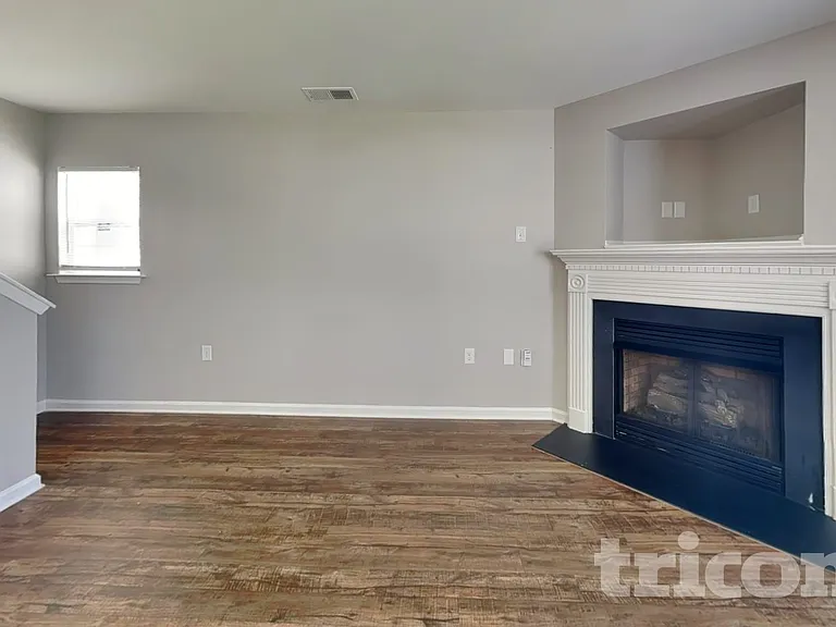 5251 Grays Ridge Dr — Photo 4