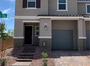 5303 Lazy Breeze Ave, Spring Valley, NV 89118