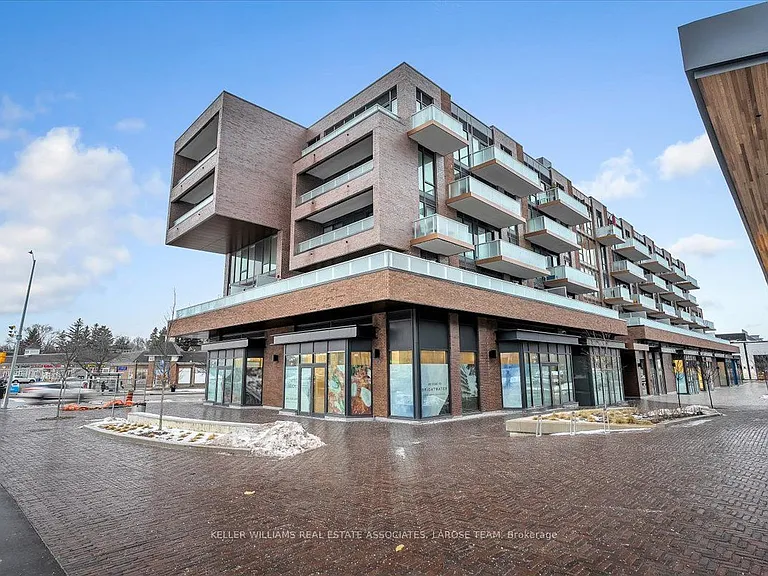 215 Lakeshore Rd W #205 — Photo 2