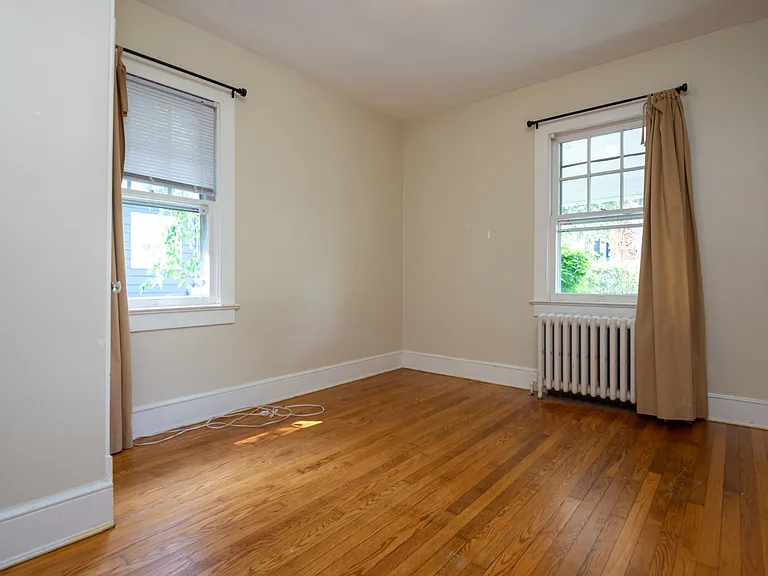 931 N Edgewood St — Photo 17