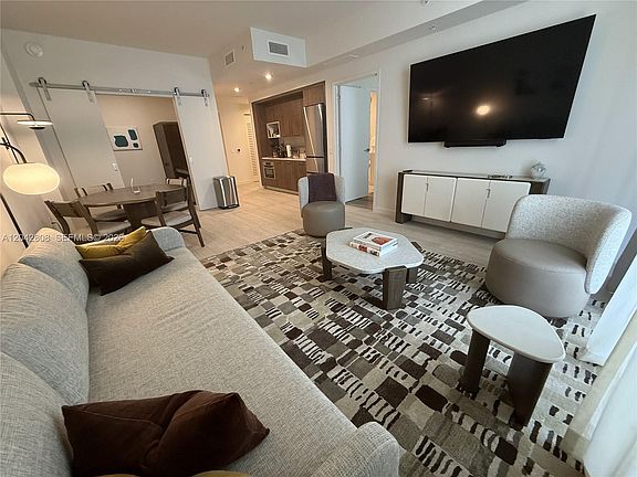 3rd image of 1611 SW 2nd Ave #202