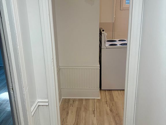 3rd image of 630 Broadwater Ave #1/2
