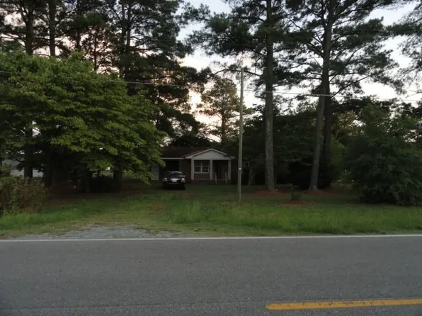 4534 Old Warsaw Rd, Turkey, NC 28393