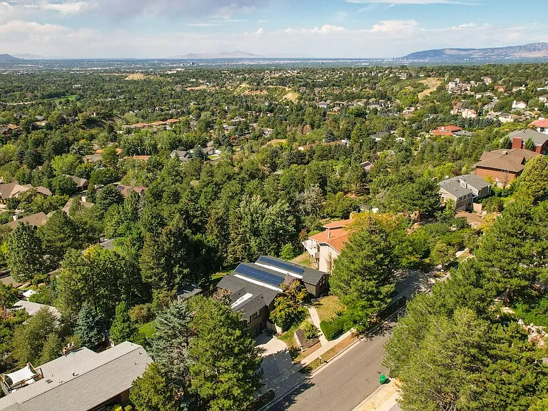 8784 S Russell Park Rd — Photo 94