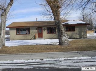 586 Amoretti St, Lander, WY 82520
