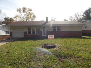 1250 Saint Cyr Rd, Saint Louis, MO 63137