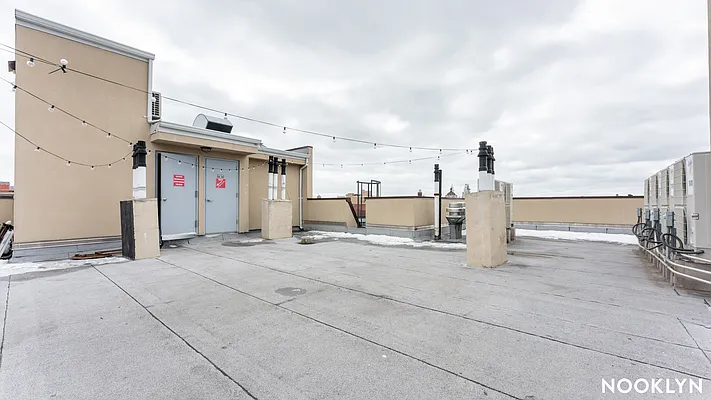 Rented by Nooklyn NYC LLC | media 13