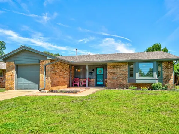 3208 Meadow Ln, Edmond, OK 73013