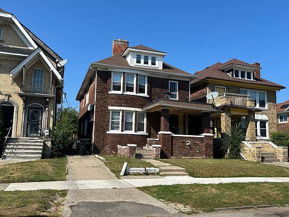 3rd image of 2294 Hazelwood St