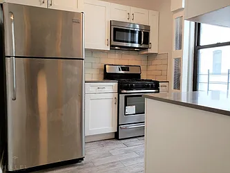 Rented by Hillel Realty Group