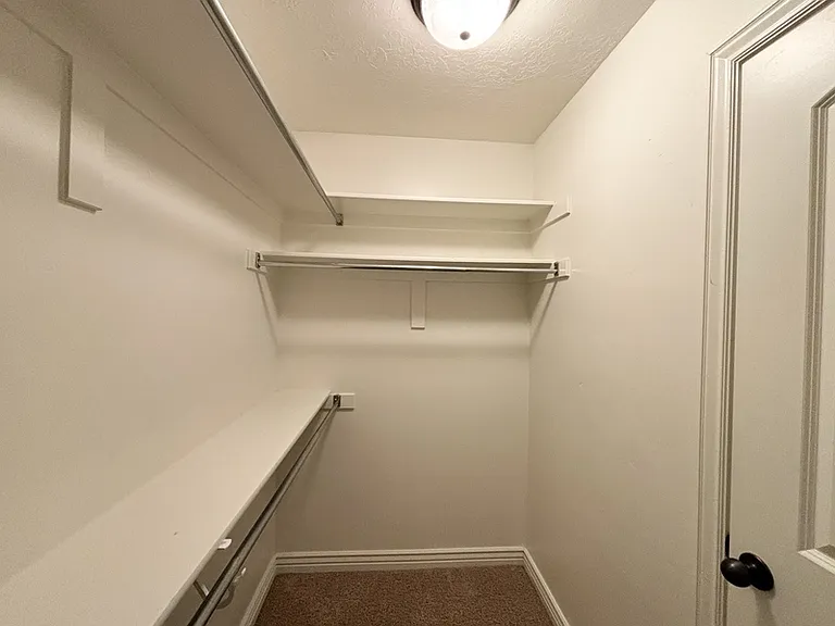 1014 W Village River Ln — Photo 22