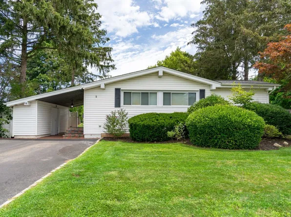 36 Hayrick Lane, Commack, NY 11725