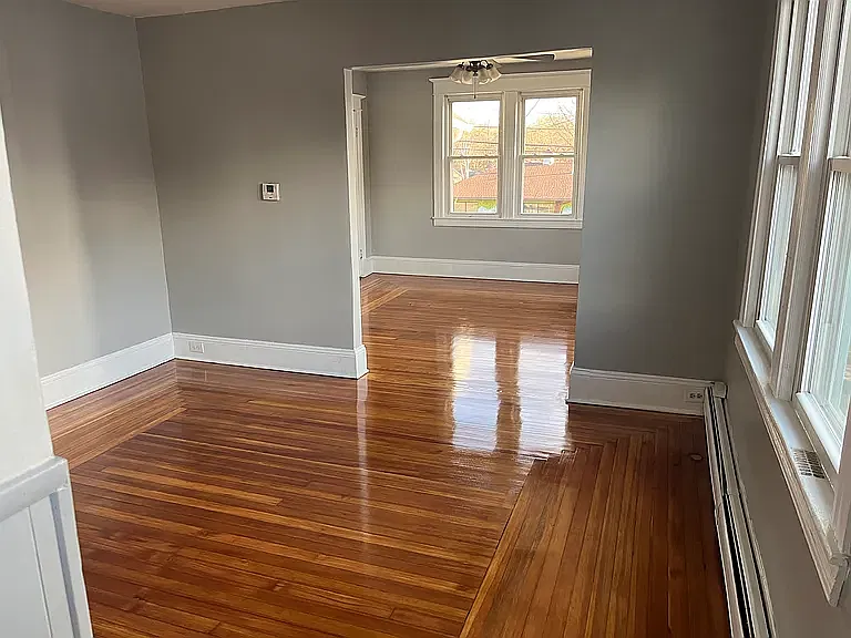 2 bed, 1200 sqft, $1,600 — Photo 1