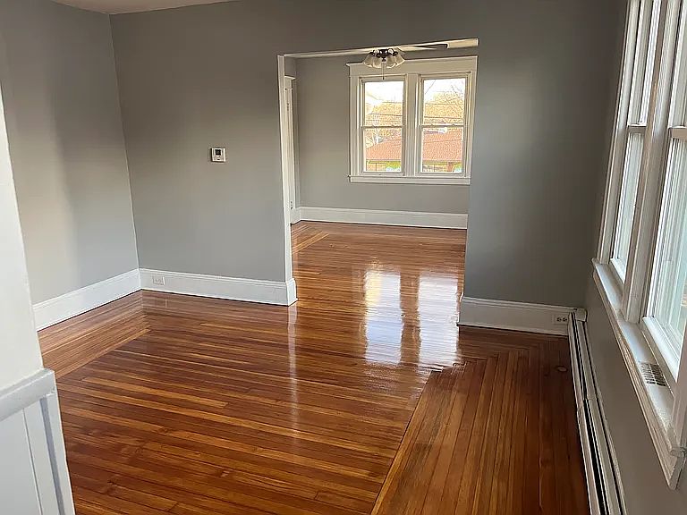 1st image of 604 Springfield St #604