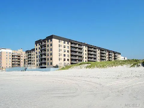 860 E Broadway #7Y