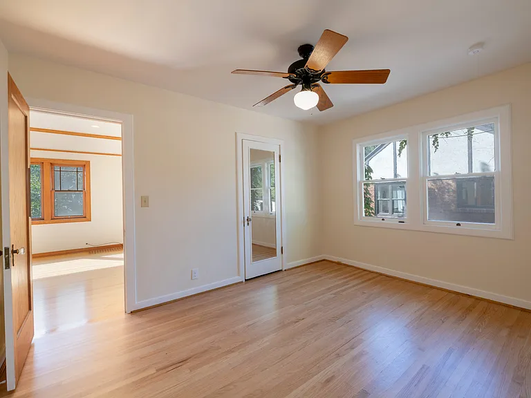 1621 E Princeton Ave — Photo 15