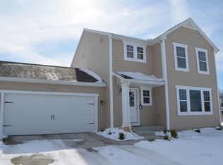 8114 Engelwood Ave, Richland, MI 49083