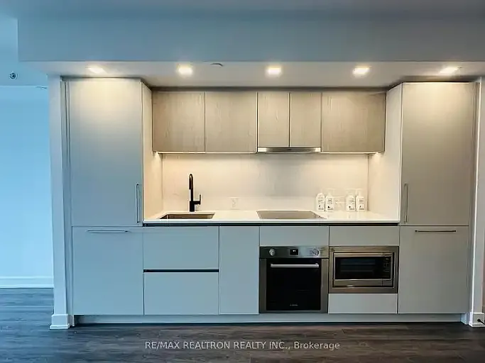 609 Sherbourne St #1201 — Photo 2