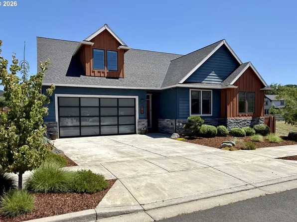 1817 3rd St, Hood River, OR 97031