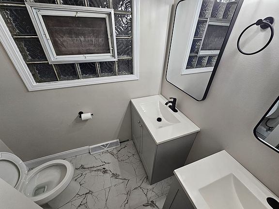2 sinks in your master bathroom.