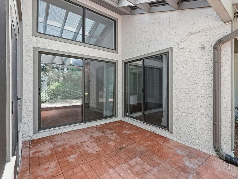 114 Gleneagles Dr — Photo 59