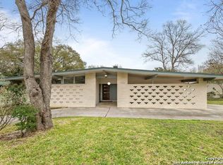 319 Granada Dr, San Antonio, TX 78216