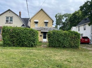 1645 Lyon St, Des Moines, IA 50316