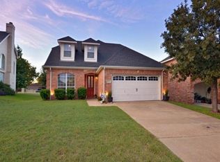2043 Chevella Dr, Dallas, TX 75232