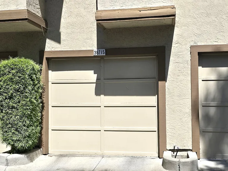 38715 Huntington Cir — Photo 22