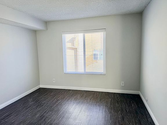 5th image of 17440 Burbank Blvd APT 209