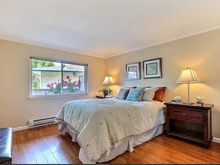 7100 Rainbow Dr #7 — Photo 5