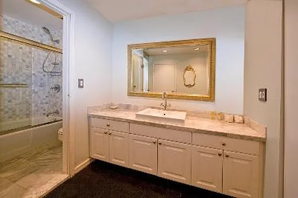 Sold by Corcoran | media 19
