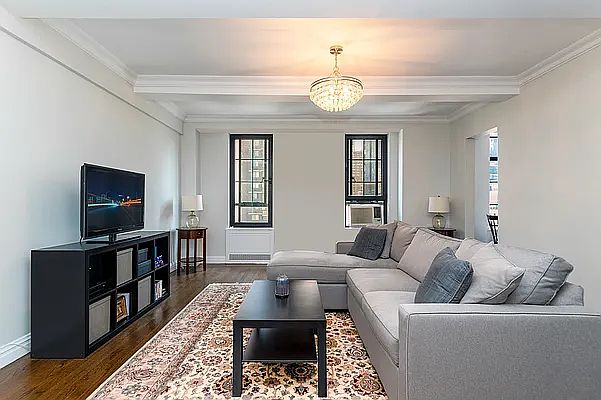 1st image of 350 W 57th St APT 15I