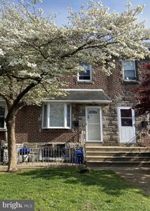 6637 Erdrick St, Philadelphia, PA, 19135