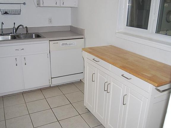 3rd image of 1513 56th Ave N