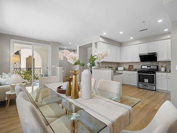 5th image of 100 Parc Place Dr