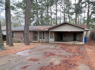 1222 Bluebird Cir, Magnolia, AR 71753