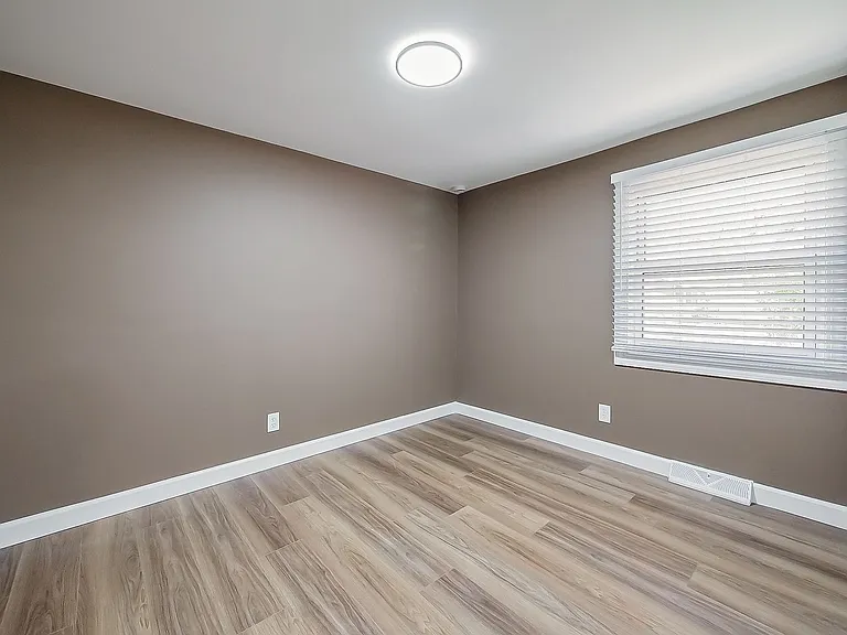 9650 Cooley Lake Rd — Photo 13