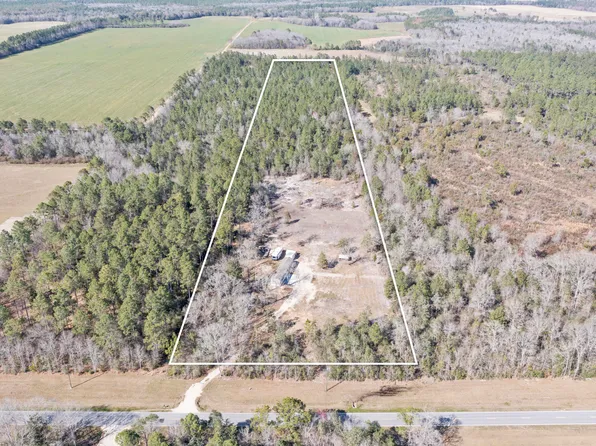 4125 County Highway 1084, Defuniak Springs, FL 32433