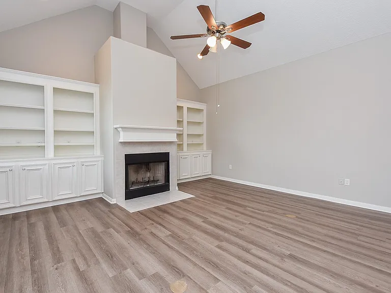 11102 Waxwing St — Photo 12
