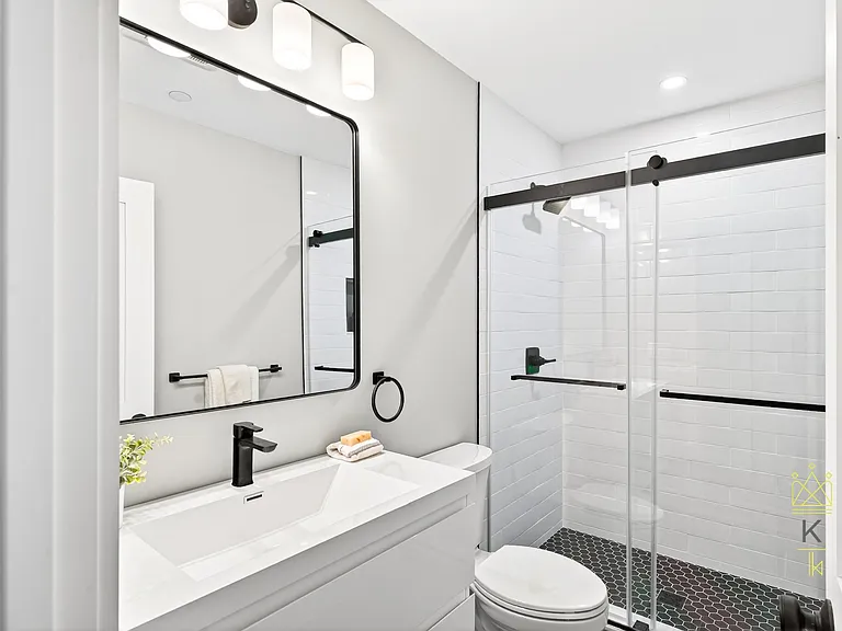 584 Cambridge St #8 — Photo 13