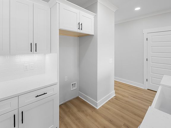5th image of 1413 Little Brothers Ln