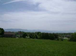 Killion Rd, Dandridge, TN 37725