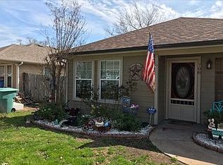 708 E Sycamore St, Sherman, TX 75090