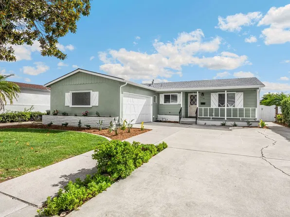 1518 E Brookdale Pl, Fullerton, CA 92831