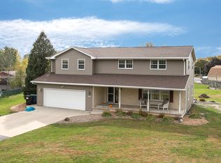 W1963 Vandenberg St, Freedom, WI 54130